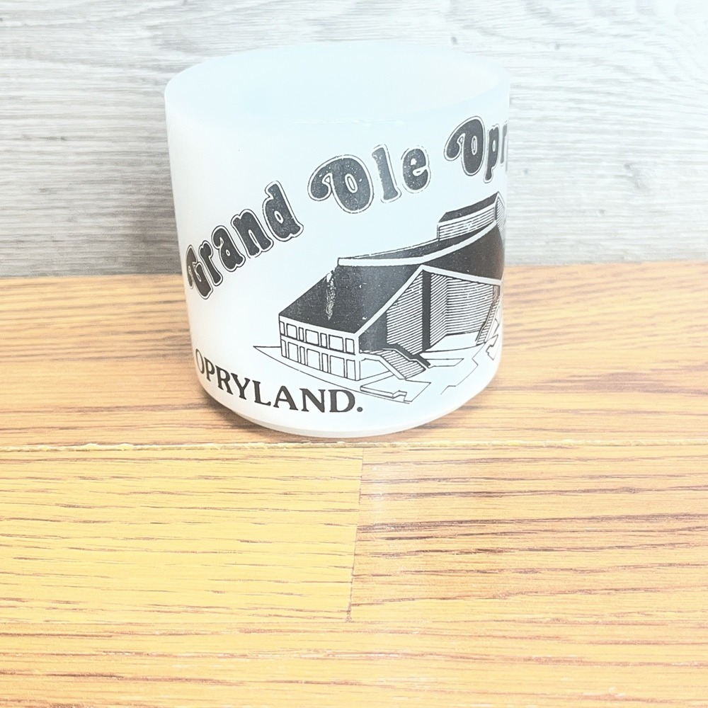 Vintage Federal Milk Glass Souvenir Mug Grand Ole Opry Opryland USA Black White
